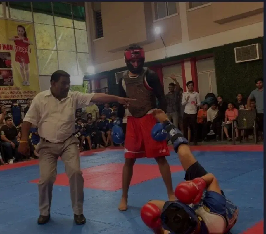 Magnum Fight Club (Lajpat Nagar)