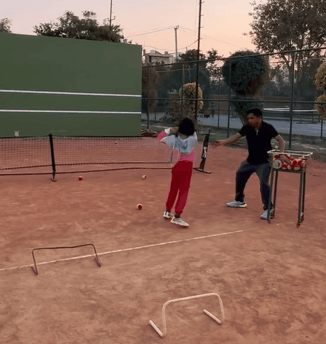 Adian Deportes (Sports) - Image 1